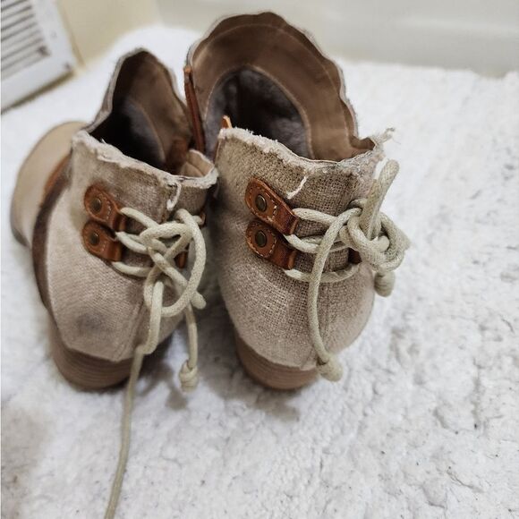 Elite footwear  - Picture 9 of 10